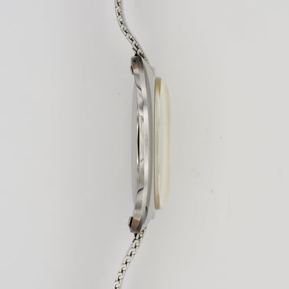 UNIVERSAL GENÈVE WHITE SHADOW AUTOMATIC REF. 866101