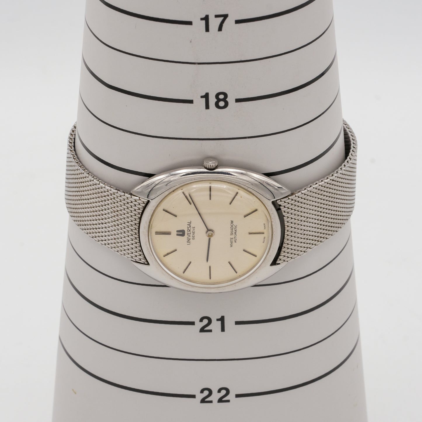 UNIVERSAL GENÈVE WHITE SHADOW AUTOMATIC REF. 866101