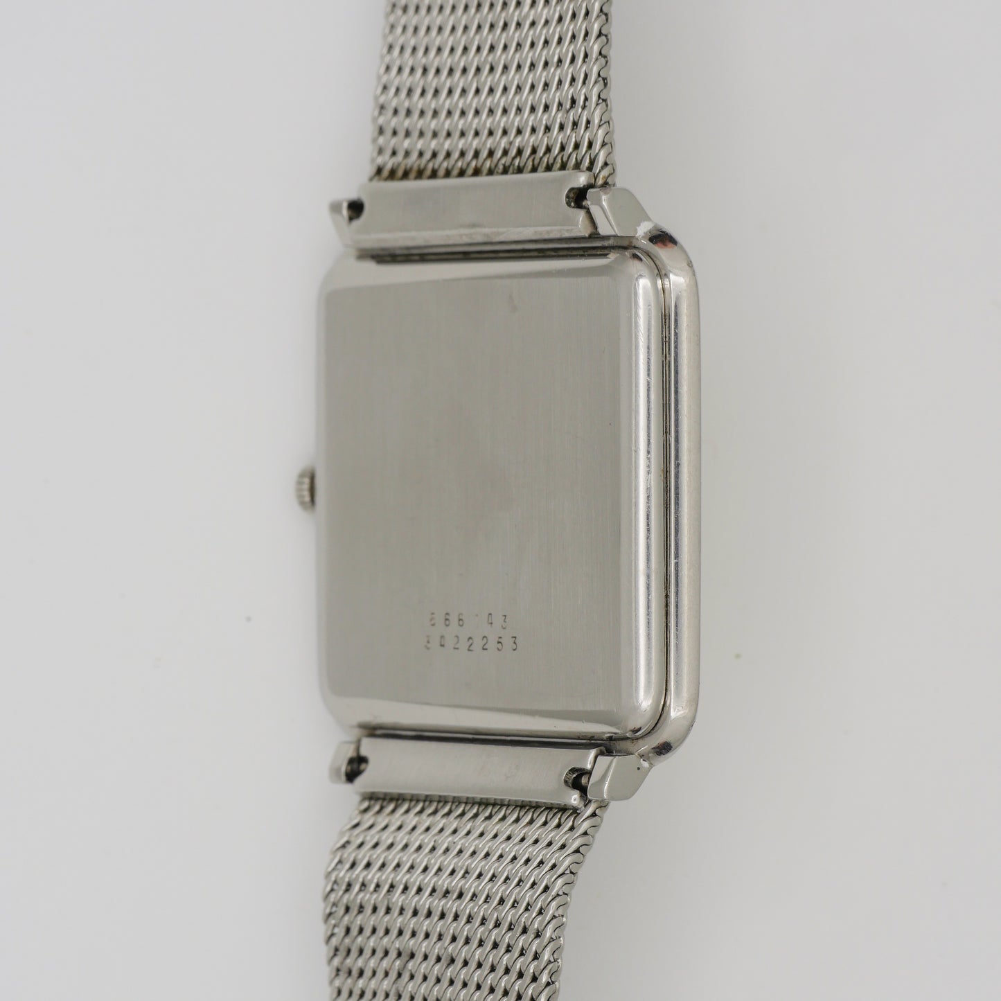 UNIVERSAL GENÈVE WHITE SHADOW AUTOMATIC ULTRA-SLIM REF. 866143
