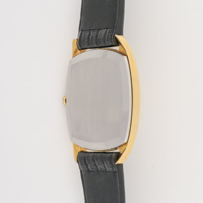 UNIVERSAL GENÈVE GILT SHADOW AUTOMATIC ULTRA-SLIM REF. 566105