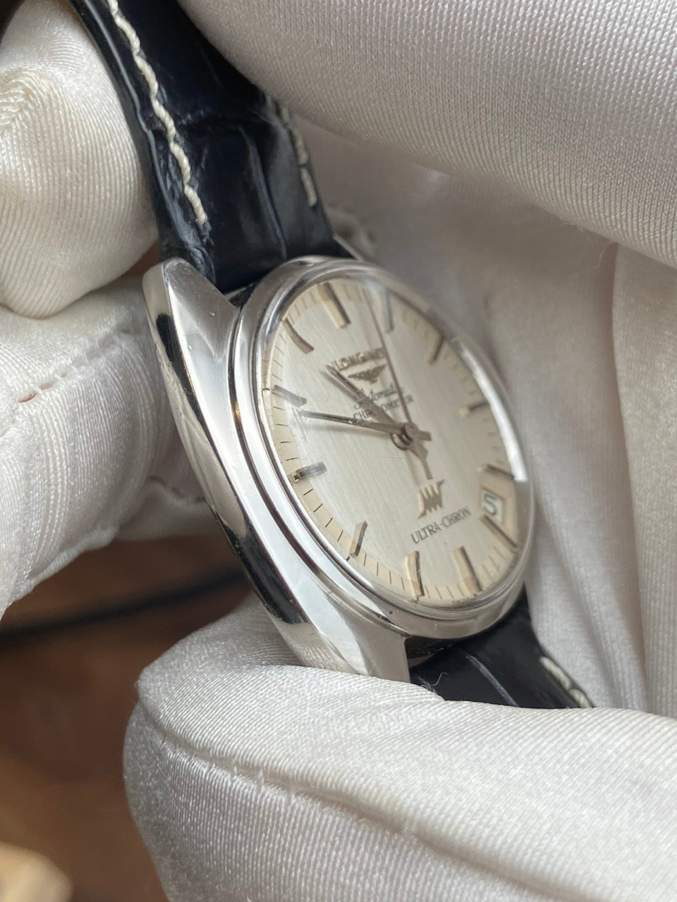 LONGINES ULTRA-CHRON AUTOMATIC CHRONOMETER REF. 8353-3