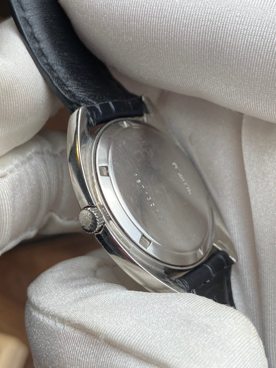 LONGINES ULTRA-CHRON AUTOMATIC CHRONOMETER REF. 8353-3