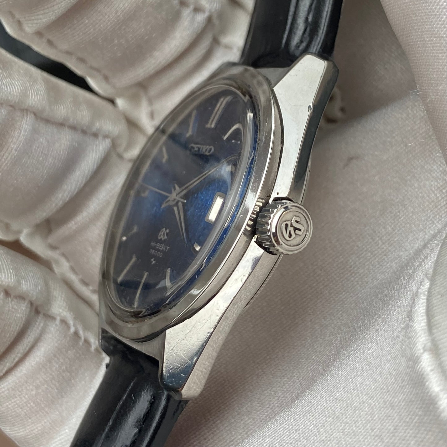 GRAND SEIKO GS HI-BEAT 36000 DEEP BLUE DIAL REF. 4522-8000