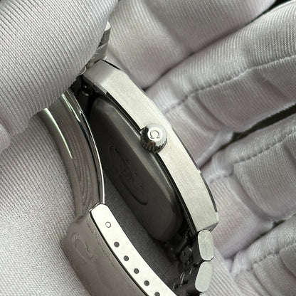 OMEGA CONSTELLATION AUTOMATIC CHRONOMETER DATE SPIDERWEB DARK GREEN DIAL REF. 168.047