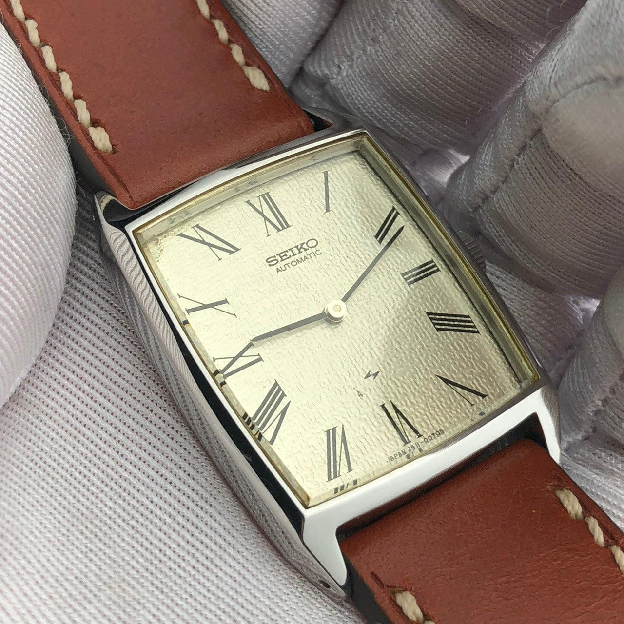 SEIKO CHARIOT AUTOMATIC REF. 2411-302A