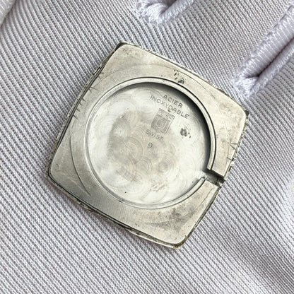 UNIVERSAL GENÈVE LINEN GREY DIAL REF. 842114