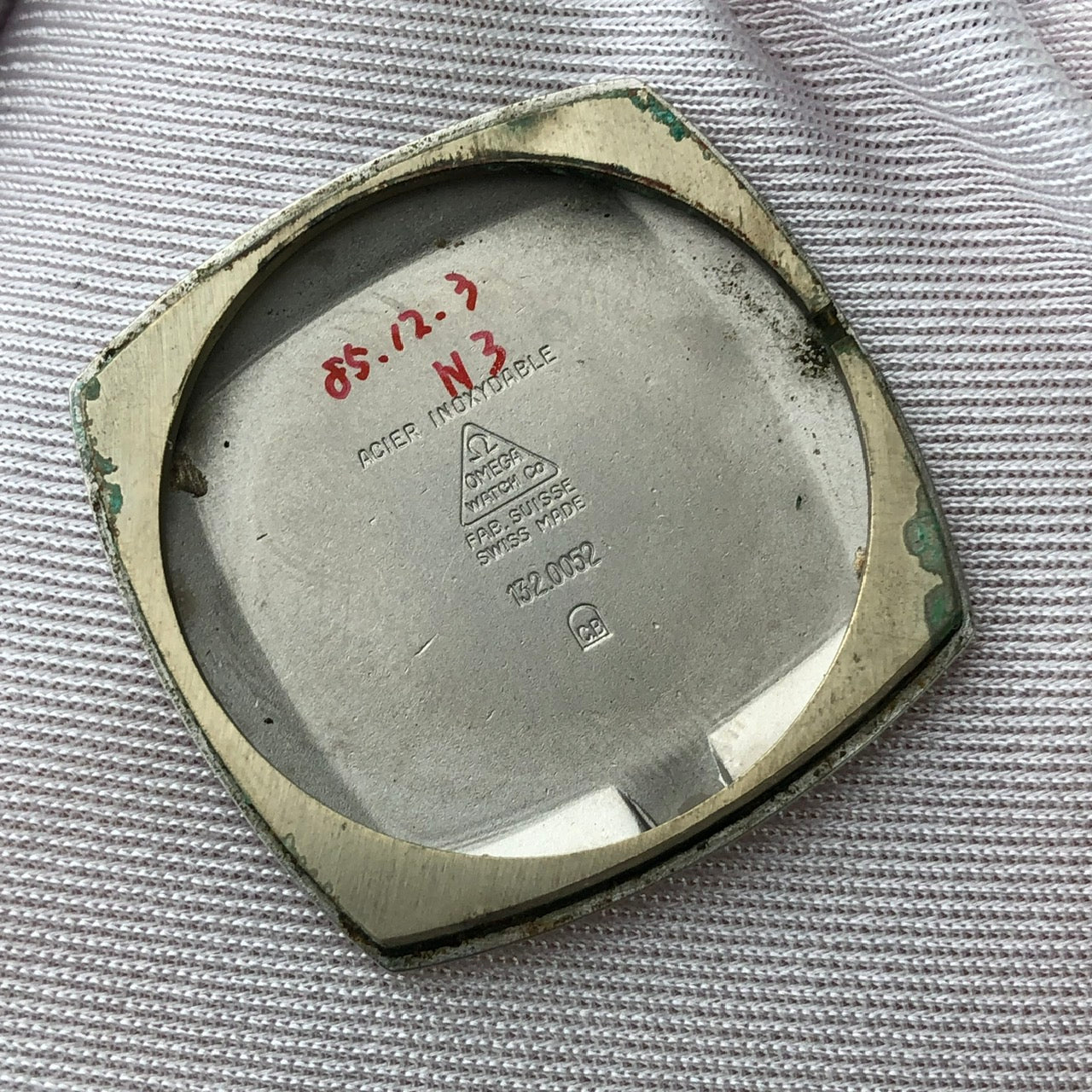 OMEGA GENÈVE REF. 132.0052