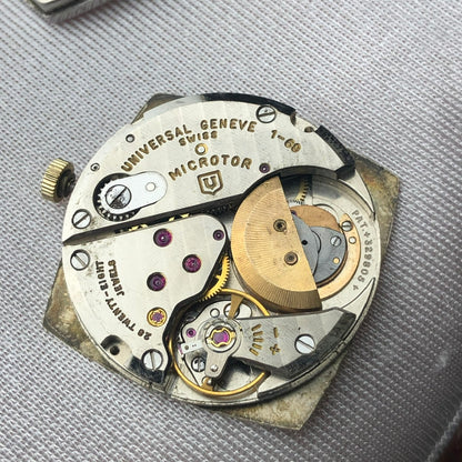 UNIVERSAL GENÈVE AUTOMATIC REF. 569117
