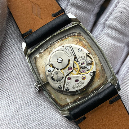 UNIVERSAL GENÈVE WHITE DIAL REF. 842114