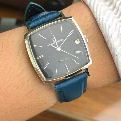 UNIVERSAL GENÈVE AUTOMATIC BLACK DIAL REF. 869117