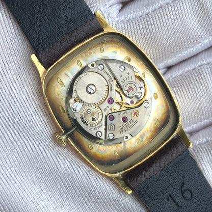 UNIVERSAL GENÈVE REF. 542639