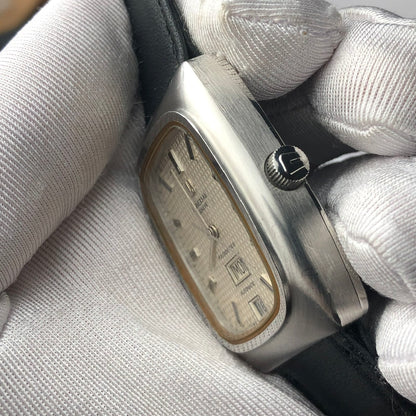 UNIVERSAL GENÈVE POLEROUTER III AUTOMATIC DAY-DATE REF. 872111