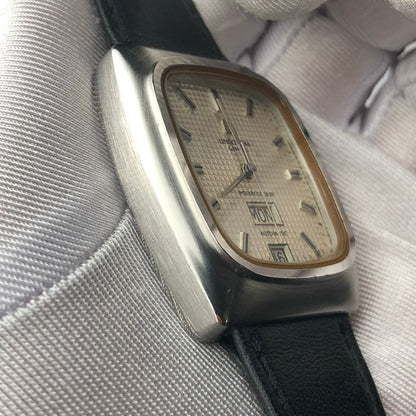 UNIVERSAL GENÈVE POLEROUTER III AUTOMATIC DAY-DATE REF. 872111
