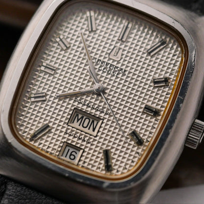UNIVERSAL GENÈVE POLEROUTER III AUTOMATIC DAY-DATE REF. 872111