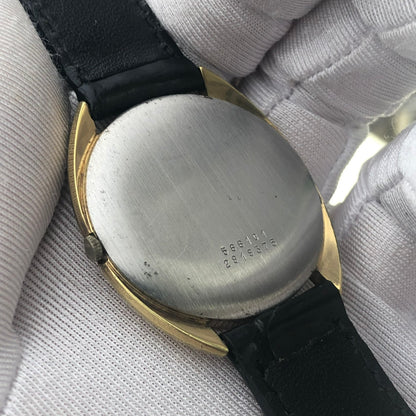 UNIVERSAL GENÈVE GILT SHADOW ULTRA THIN AUTOMATIC REF. 566101