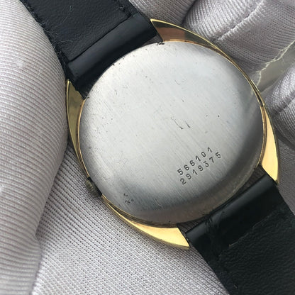 UNIVERSAL GENÈVE GILT SHADOW ULTRA THIN AUTOMATIC REF. 566101