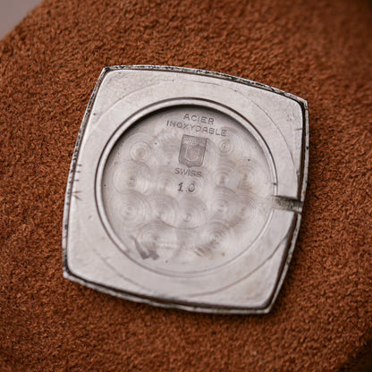 UNIVERSAL GENÈVE LINEN GREY DIAL REF. 842114