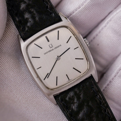 UNIVERSAL GENÈVE LINEN GREY DIAL REF. 842114