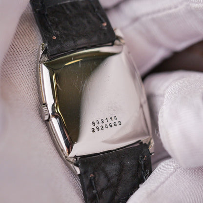 UNIVERSAL GENÈVE LINEN GREY DIAL REF. 842114
