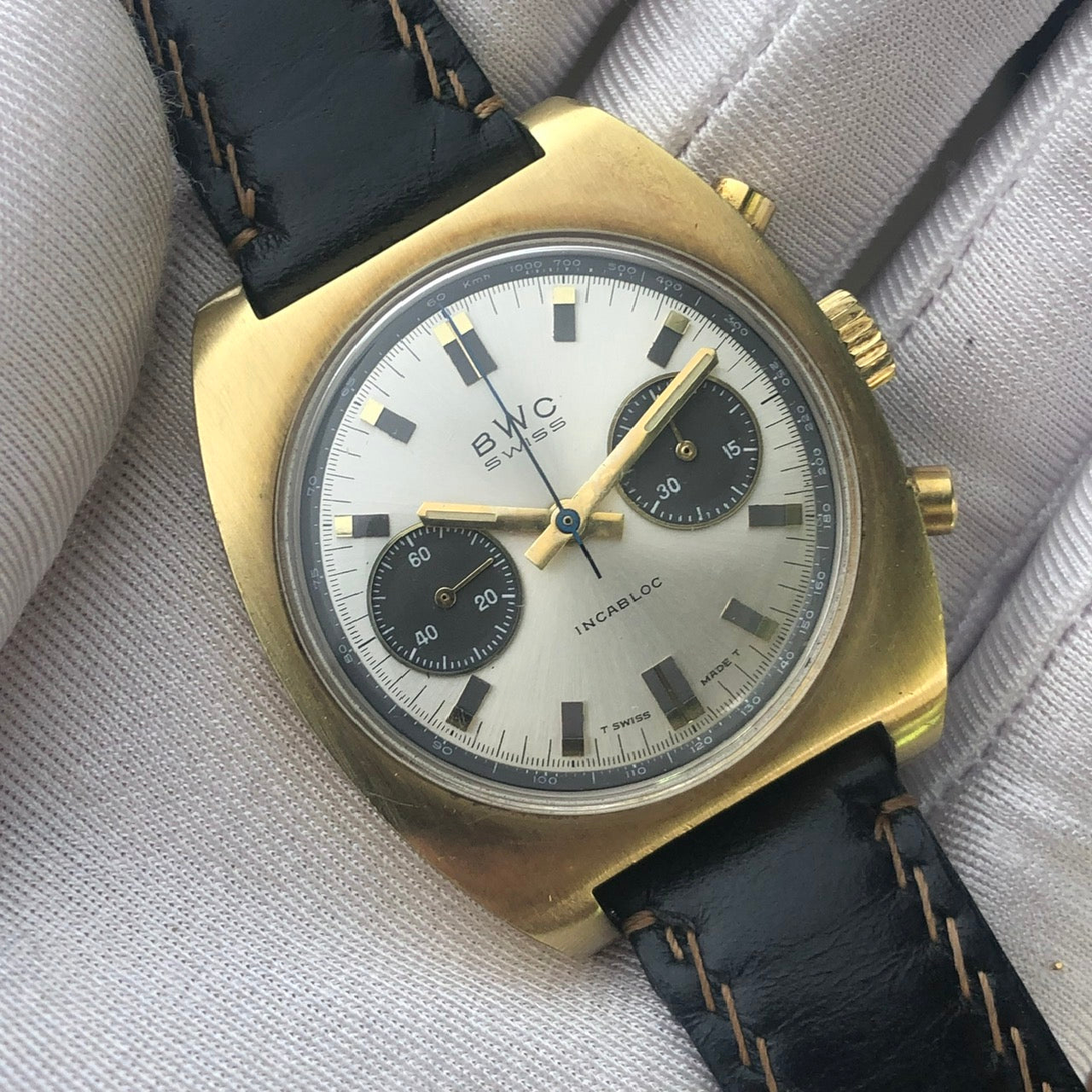 BWC-SWISS VINTAGE PANDA CHRONOGRAPH