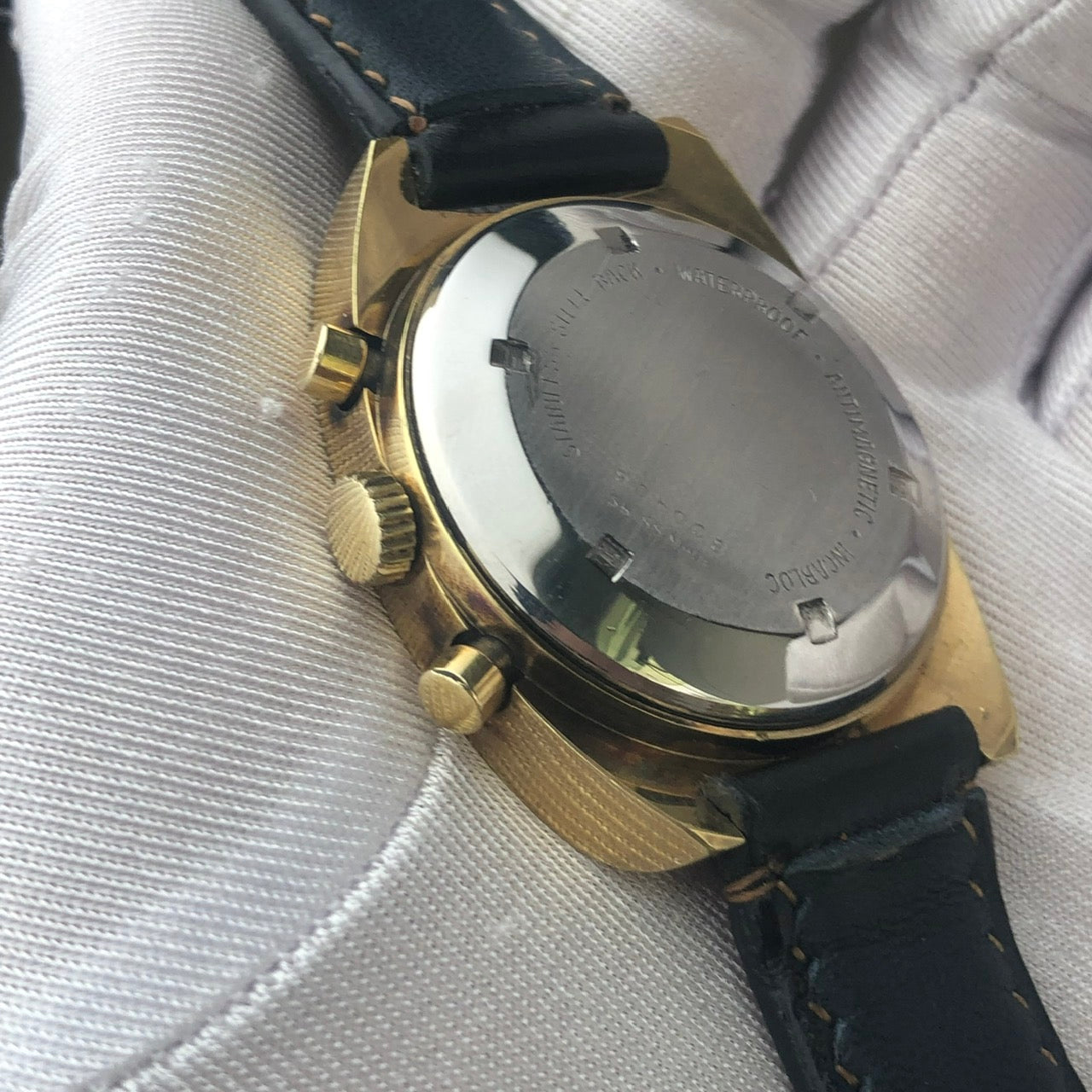 BWC-SWISS VINTAGE PANDA CHRONOGRAPH