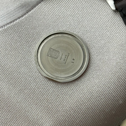UNIVERSAL GENÈVE GREY LINEN DIAL REF. 842101