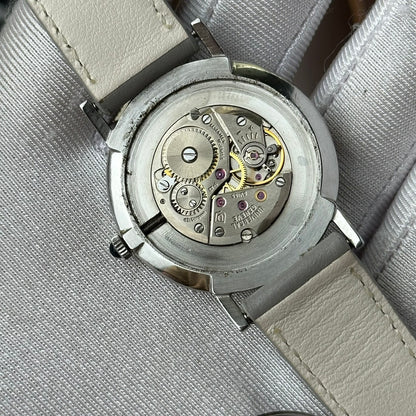 UNIVERSAL GENÈVE PATTERN DIAL REF. 842109