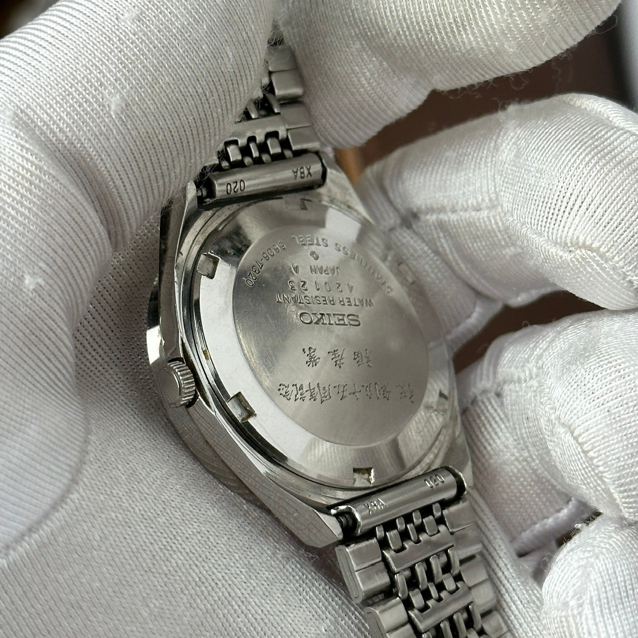 SEIKO LM SPECIAL DAY-DATE FACETED CRYSTAL RED DIAL AUTOMATIC