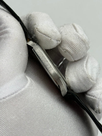 UNIVERSAL GENÈVE WHITE SHADOW AUTOMATIC ULTRA-SLIM REF. 866105