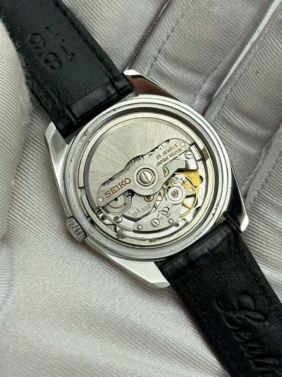 SEIKO KING CHRONOMETER AUTOMATIC HI-BEAT DATE REF. 5625-7040