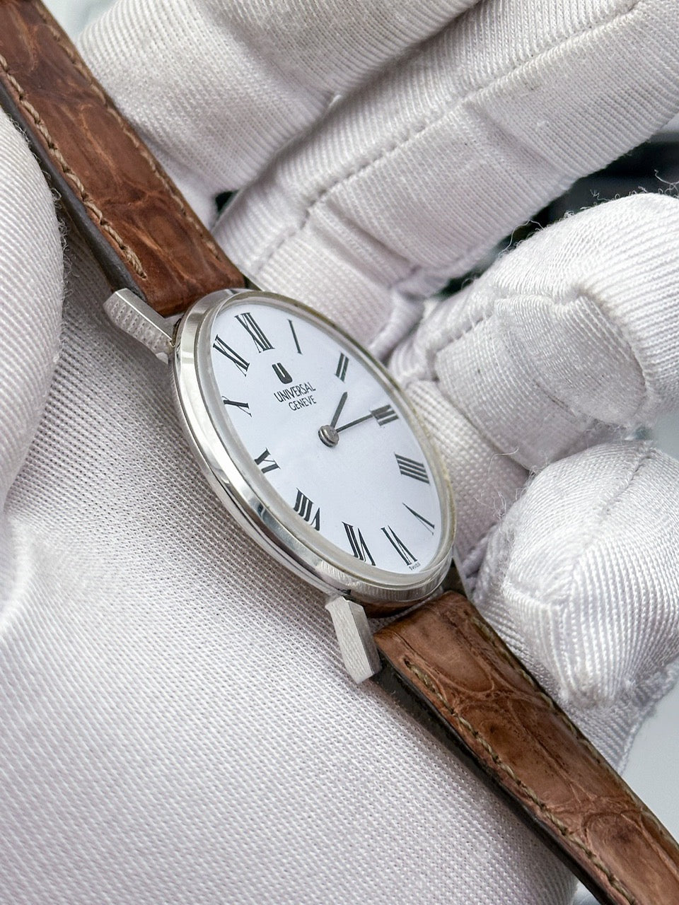 UNIVERSAL GENÈVE REF. 842108