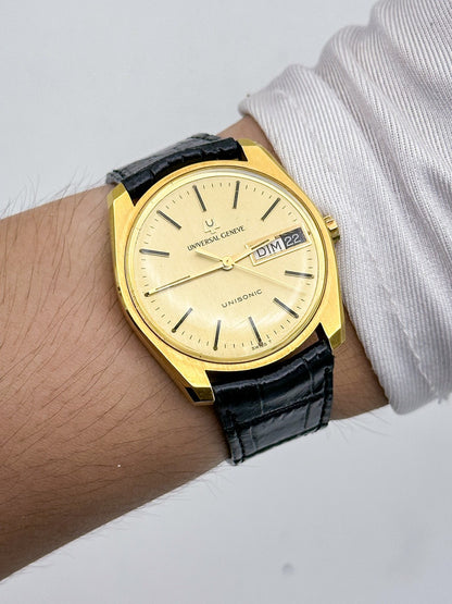 UNIVERSAL GENÈVE UNISONIC DAY-DATE REF. 553100 TUNING FORK