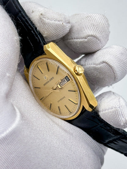 UNIVERSAL GENÈVE UNISONIC DAY-DATE REF. 553100 TUNING FORK