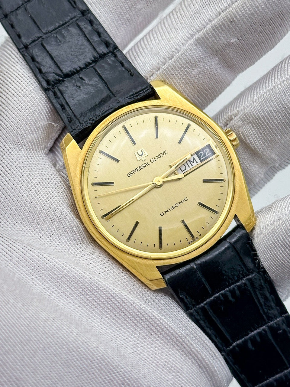 UNIVERSAL GENÈVE UNISONIC DAY-DATE REF. 553100 TUNING FORK