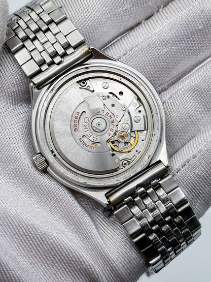 SEIKO LORD MATIC LM SPECIAL AUTOMATIC DAY-DATE FACETED CRYSTAL BLUE DIAL REF. 5206-6090