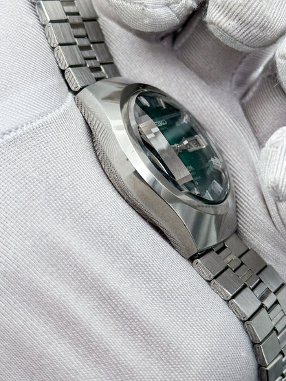 SEIKO LORD MATIC LM AUTOMATIC DAY-DATE FACETED CRYSTAL GREEN DIAL REF. 5606-7360