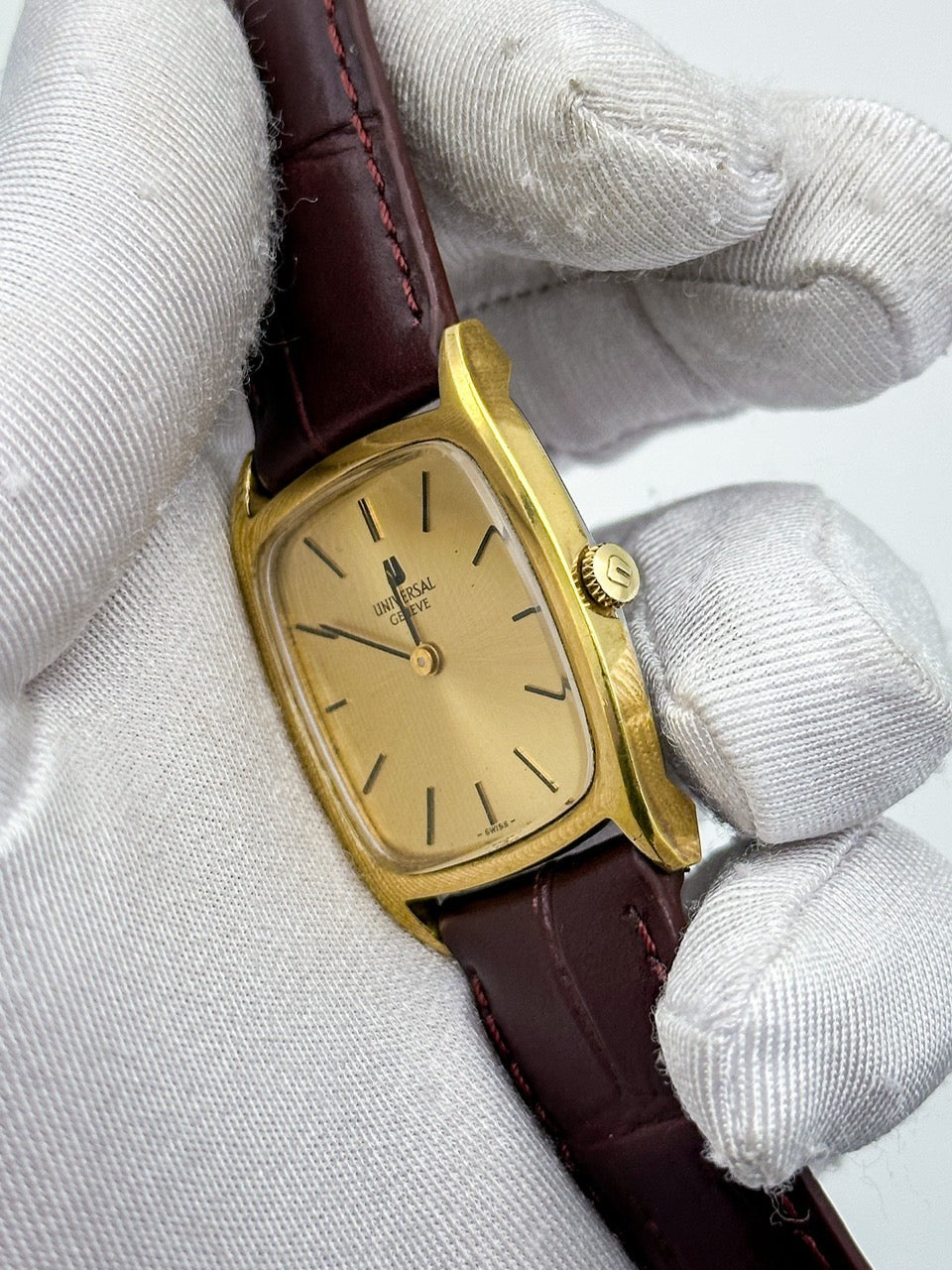UNIVERSAL GENÈVE REF. 842114