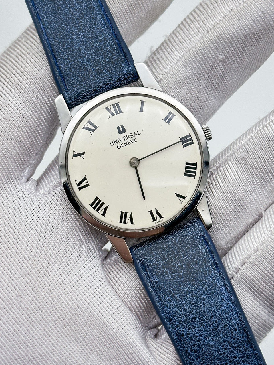 UNIVERSAL GENÈVE REF. 842101