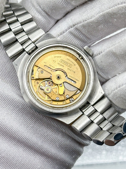 BULOVA AUTOMATIC DAY-DATE RED/BLACK GRADIENT REF. 7082-1