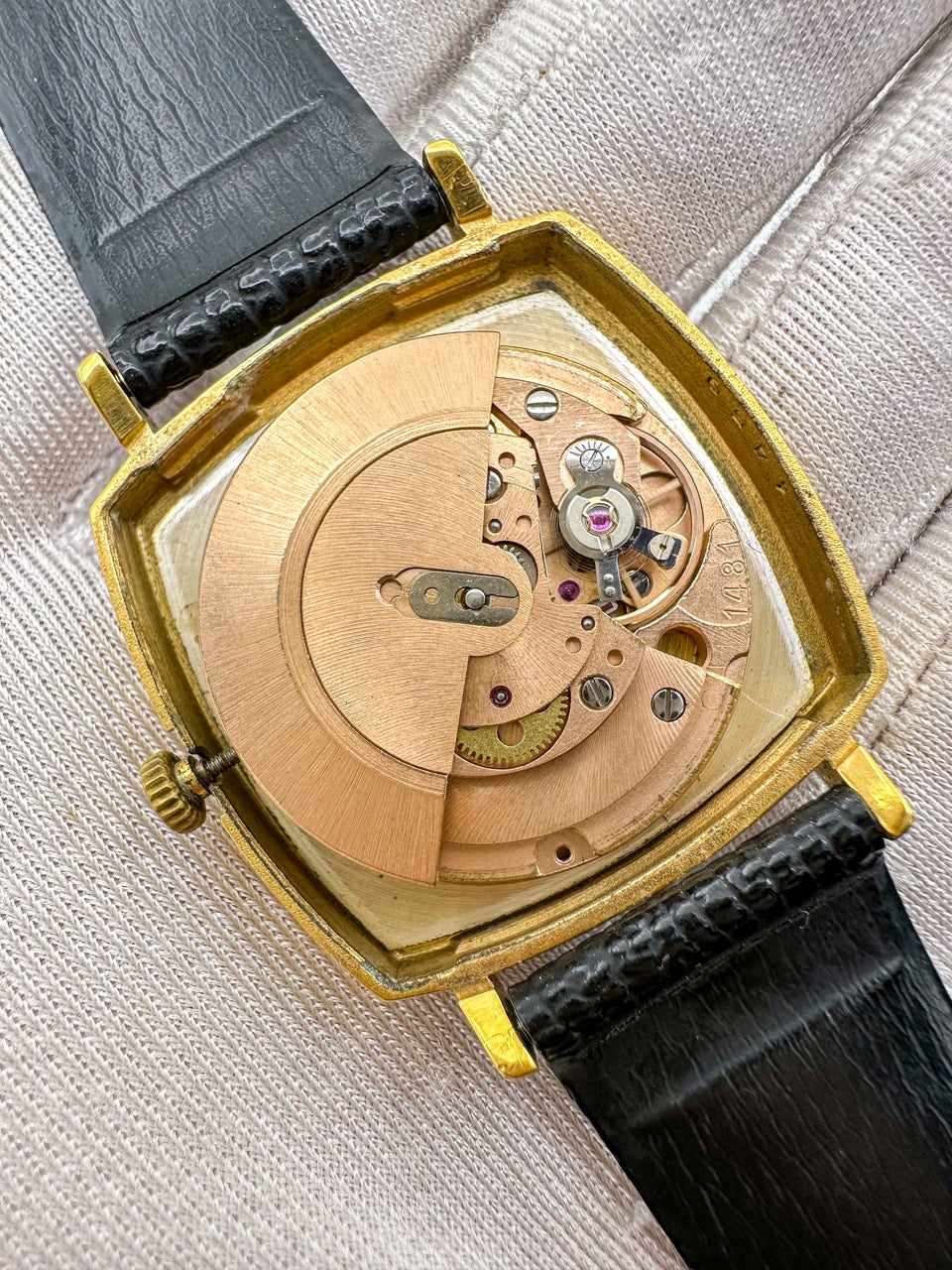 OMEGA GENÈVE AUTOMATIC DATE REF. 162.0042