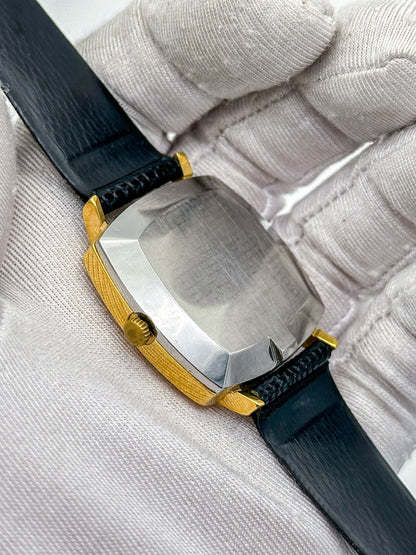 OMEGA GENÈVE AUTOMATIC DATE REF. 162.0042