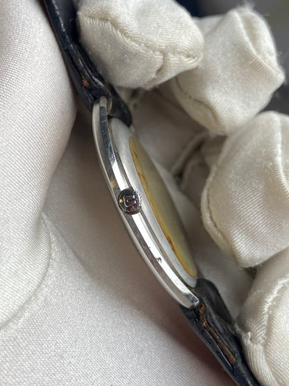 UNIVERSAL GENÈVE WHITE SHADOW AUTOMATIC ULTRA THIN REF. 866101